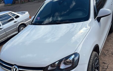 Volkswagen Touareg III, 2014 год, 2 500 000 рублей, 14 фотография