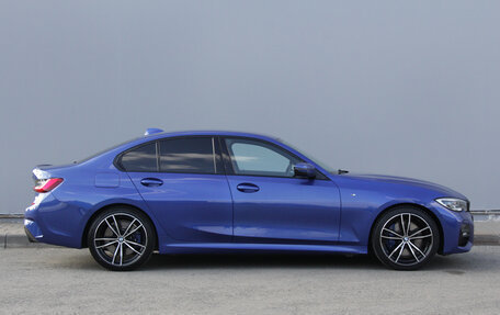 BMW 3 серия, 2019 год, 3 980 000 рублей, 8 фотография