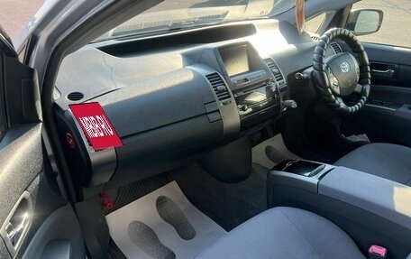 Toyota Prius, 2010 год, 809 000 рублей, 12 фотография