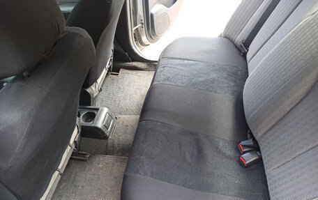 Nissan Tiida, 2011 год, 550 000 рублей, 28 фотография
