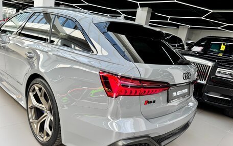 Audi RS 6, 2023 год, 18 999 000 рублей, 14 фотография
