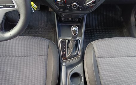 Hyundai Accent IV, 2022 год, 1 799 000 рублей, 20 фотография