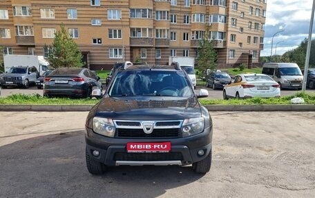 Dacia Duster I рестайлинг, 2010 год, 700 000 рублей, 1 фотография