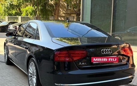 Audi A8, 2011 год, 3 000 000 рублей, 4 фотография