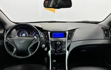 Hyundai Sonata VI, 2011 год, 585 000 рублей, 9 фотография