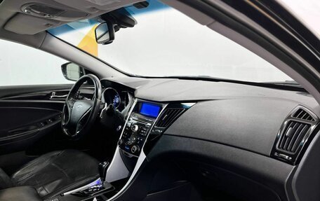 Hyundai Sonata VI, 2011 год, 585 000 рублей, 11 фотография