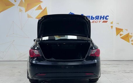 Hyundai Sonata VI, 2011 год, 585 000 рублей, 31 фотография