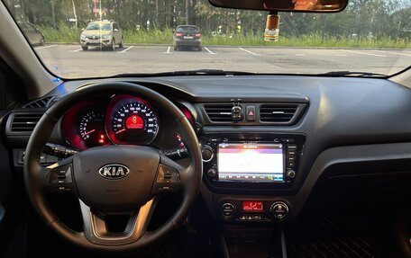 KIA Rio III рестайлинг, 2013 год, 628 000 рублей, 2 фотография
