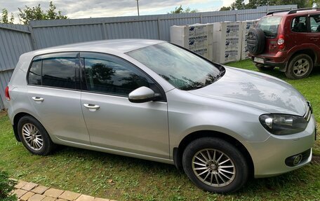 Volkswagen Golf VI, 2010 год, 800 000 рублей, 2 фотография