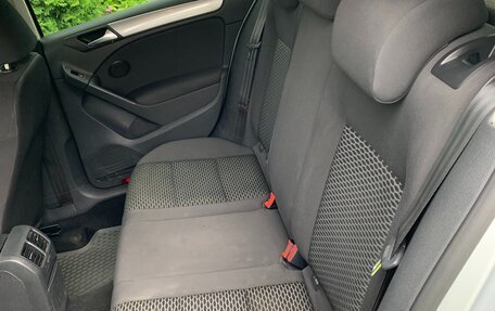 Volkswagen Golf VI, 2010 год, 800 000 рублей, 11 фотография