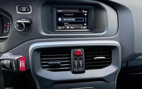 Volvo V40 Cross Country I, 2013 год, 1 150 000 рублей, 21 фотография