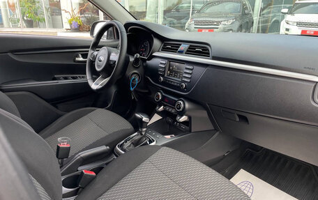 KIA Rio IV, 2018 год, 1 330 000 рублей, 12 фотография