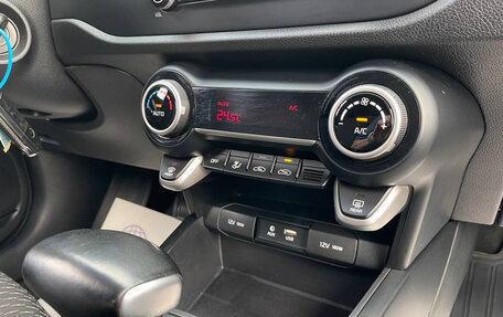 KIA Rio IV, 2018 год, 1 330 000 рублей, 13 фотография