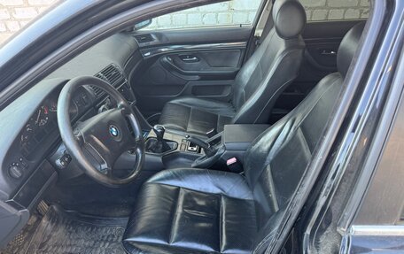 BMW 5 серия, 2002 год, 290 000 рублей, 12 фотография