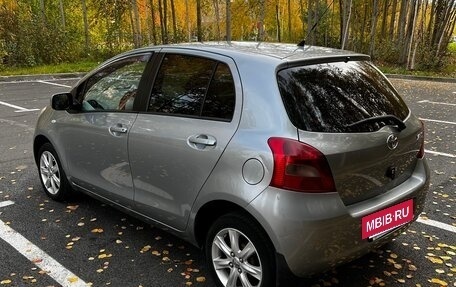 Toyota Yaris III рестайлинг, 2008 год, 720 000 рублей, 4 фотография