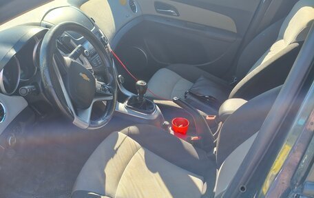 Chevrolet Cruze II, 2013 год, 650 000 рублей, 5 фотография