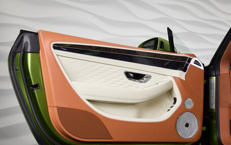 Bentley Continental GT, 2025 год, 50 000 000 рублей, 13 фотография