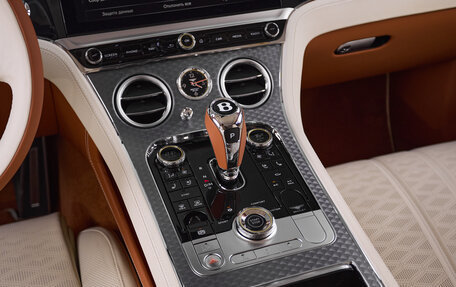 Bentley Continental GT, 2025 год, 50 000 000 рублей, 24 фотография