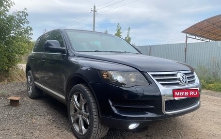 Volkswagen Touareg III, 2009 год, 1 050 000 рублей, 1 фотография