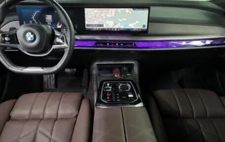 BMW 7 серия, 2022 год, 9 000 000 рублей, 6 фотография