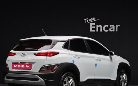 Hyundai Kona I, 2022 год, 1 832 000 рублей, 2 фотография