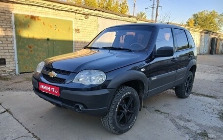 Chevrolet Niva I рестайлинг, 2015 год, 680 000 рублей, 1 фотография