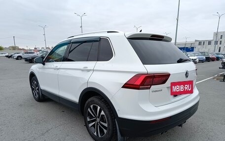 Volkswagen Tiguan II, 2019 год, 2 094 995 рублей, 5 фотография