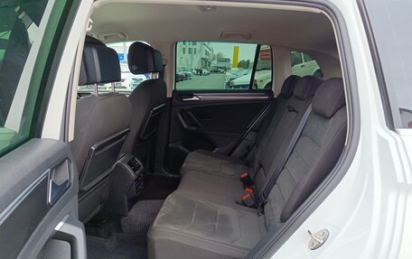 Volkswagen Tiguan II, 2019 год, 2 094 995 рублей, 12 фотография