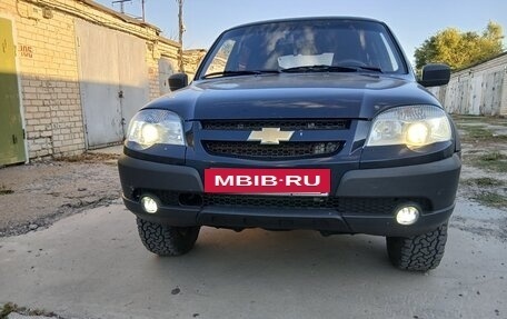 Chevrolet Niva I рестайлинг, 2015 год, 680 000 рублей, 6 фотография
