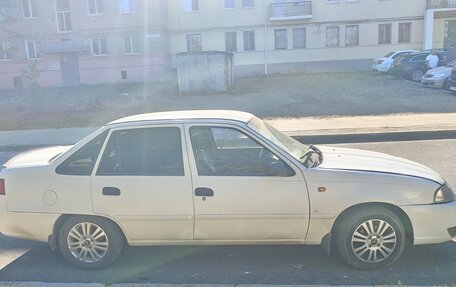 Daewoo Nexia I рестайлинг, 2012 год, 200 000 рублей, 4 фотография