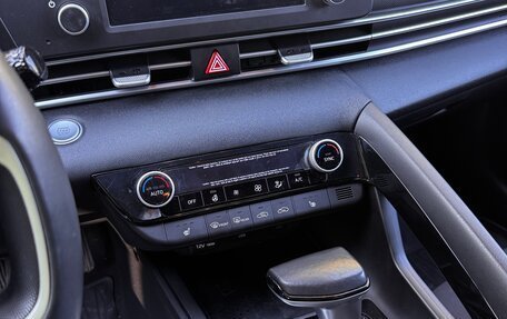 Hyundai Elantra, 2021 год, 2 030 000 рублей, 6 фотография