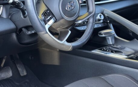 Hyundai Elantra, 2021 год, 2 030 000 рублей, 9 фотография