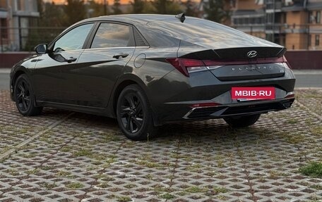 Hyundai Elantra, 2021 год, 2 030 000 рублей, 3 фотография