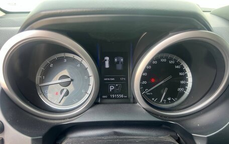 Toyota Land Cruiser Prado 150 рестайлинг 2, 2015 год, 3 437 000 рублей, 12 фотография