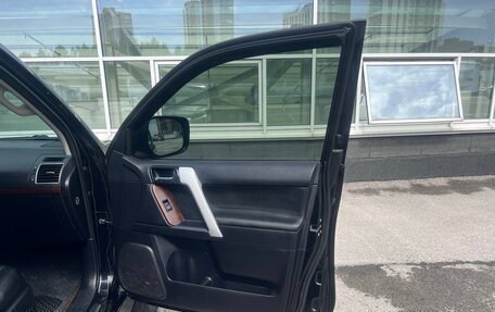 Toyota Land Cruiser Prado 150 рестайлинг 2, 2015 год, 3 437 000 рублей, 24 фотография