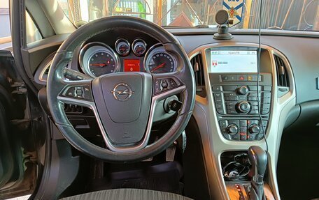 Opel Astra J, 2012 год, 655 000 рублей, 2 фотография