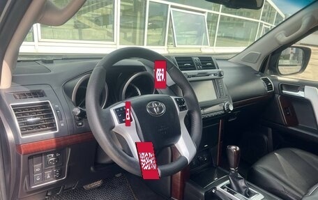 Toyota Land Cruiser Prado 150 рестайлинг 2, 2015 год, 3 437 000 рублей, 17 фотография