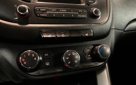 KIA cee'd III, 2013 год, 950 000 рублей, 11 фотография