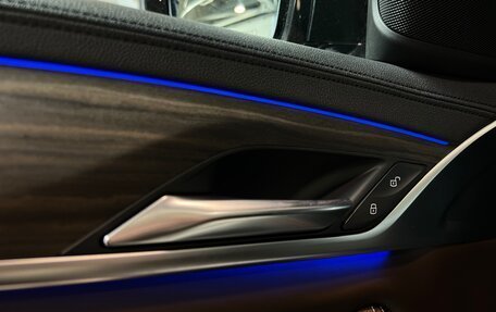 BMW 5 серия, 2019 год, 4 640 000 рублей, 26 фотография