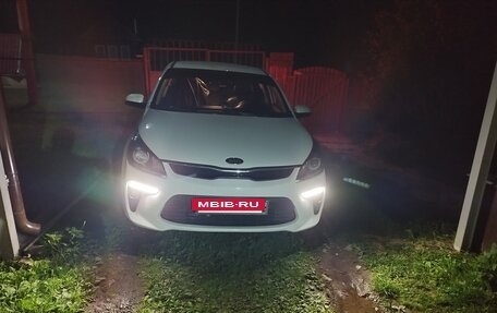 KIA Rio III рестайлинг, 2017 год, 1 390 000 рублей, 2 фотография