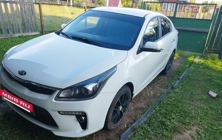 KIA Rio III рестайлинг, 2017 год, 1 390 000 рублей, 3 фотография