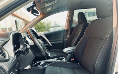 Toyota RAV4, 2017 год, 2 320 000 рублей, 11 фотография