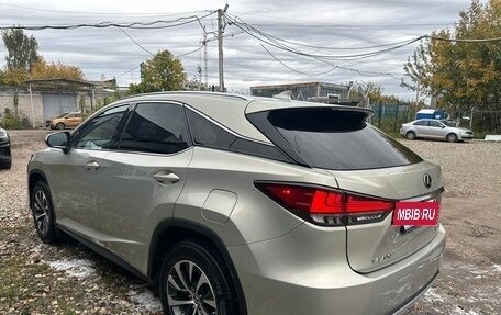 Lexus RX IV рестайлинг, 2019 год, 3 700 000 рублей, 5 фотография