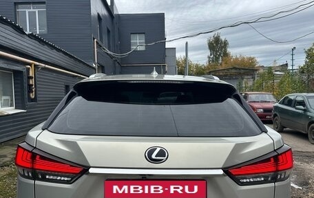 Lexus RX IV рестайлинг, 2019 год, 3 700 000 рублей, 7 фотография