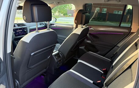 Volkswagen Tiguan II, 2018 год, 2 570 000 рублей, 8 фотография