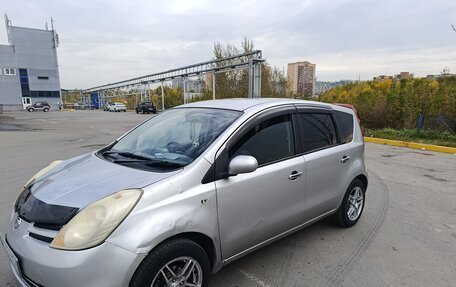 Nissan Note II рестайлинг, 2005 год, 430 000 рублей, 16 фотография