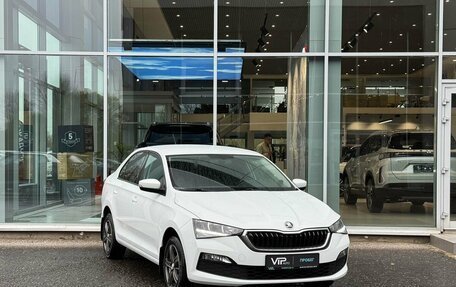 Skoda Rapid II, 2020 год, 1 735 000 рублей, 3 фотография