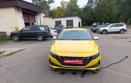 Hyundai Elantra, 2020 год, 1 800 000 рублей, 1 фотография