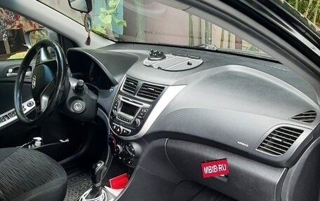 Hyundai Solaris II рестайлинг, 2015 год, 900 000 рублей, 8 фотография