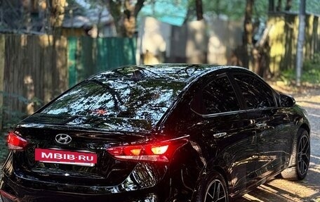 Hyundai Solaris II рестайлинг, 2018 год, 1 250 000 рублей, 4 фотография